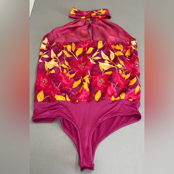 Bebe - Mock Neck Keyhole Halter Bodysuit (NWT) - Picture 2 of 8